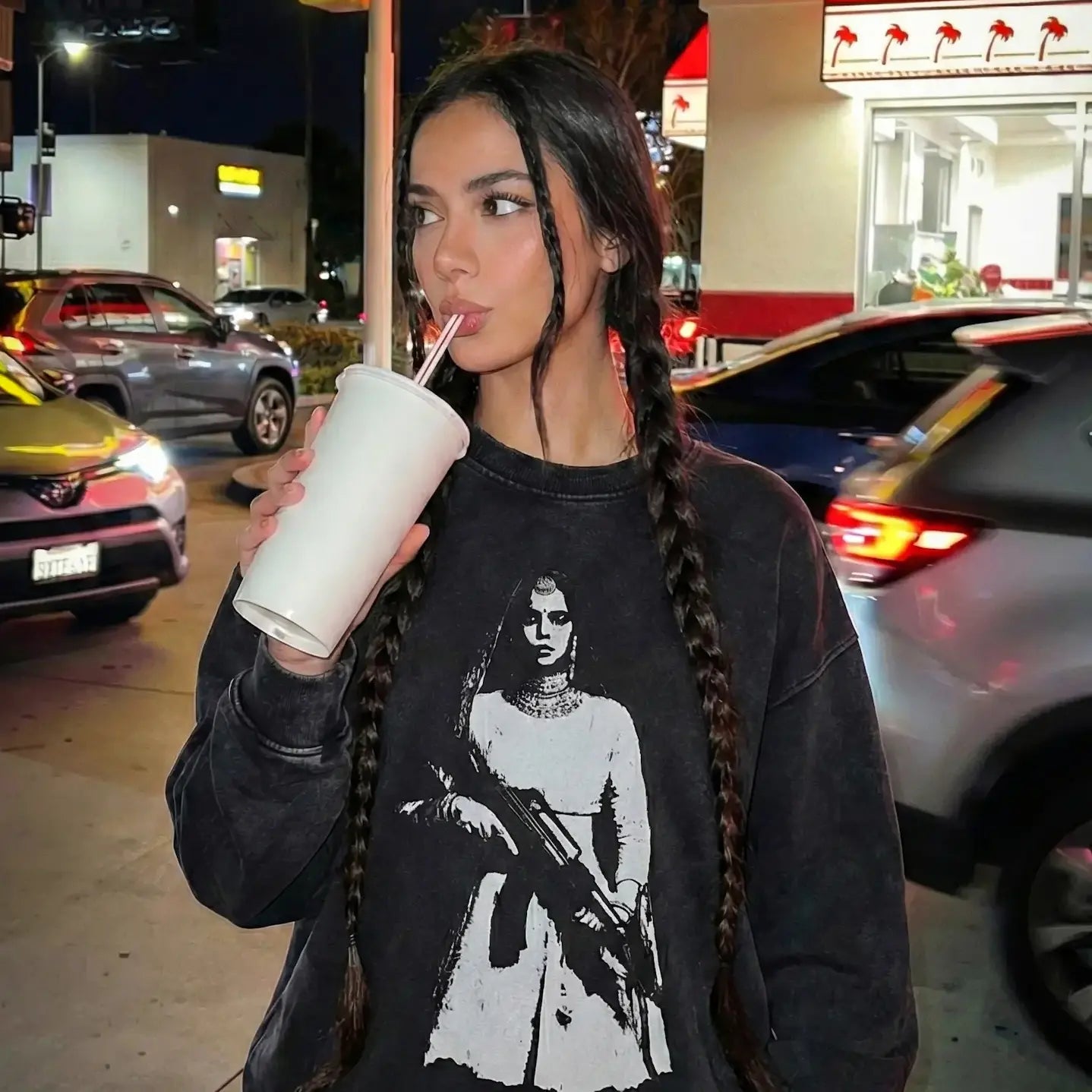 Ruthless Queen Oversized Faded Sweatshirt - DREKN